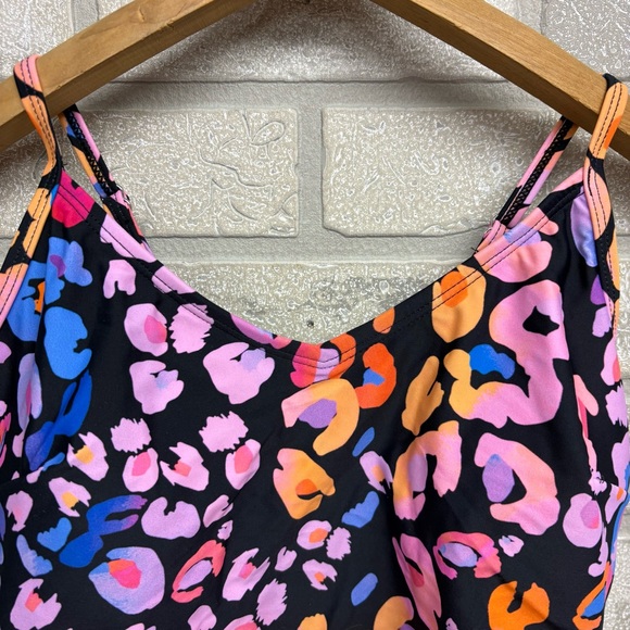 Cupshe Vibrant Leopard Print One Peace O Ring Swimsuit Size Medium - Picture 5 of 11